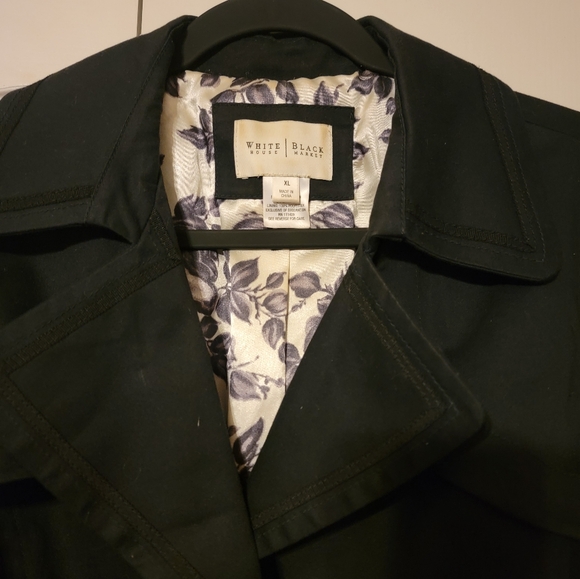 Jacket - Picture 2 of 3